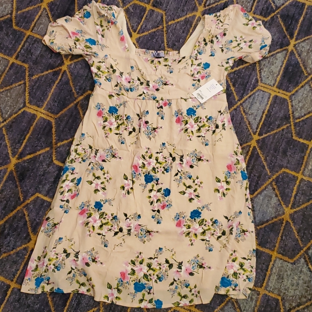 Dress M